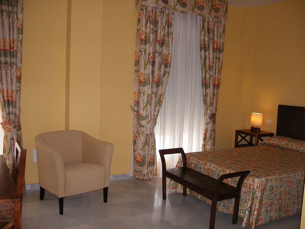 Hotel Lince Aznalcazar Exterior photo